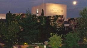 facebook.com/AndyWilliamsMoonRiverTheatre