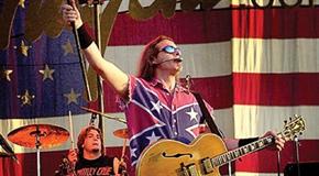 Terry Mayer / concertlivewire.com