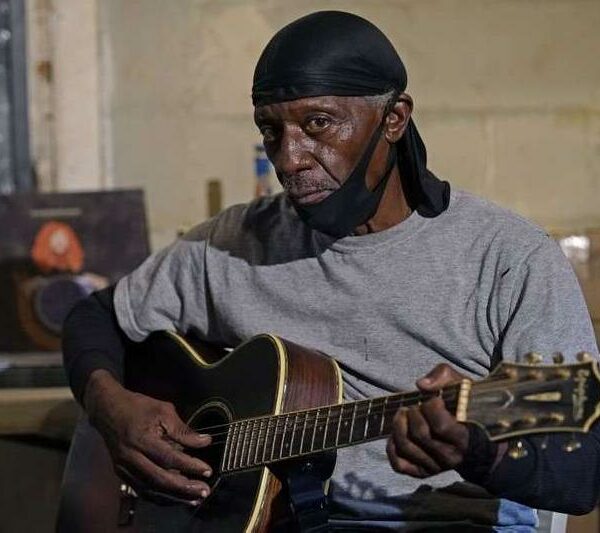 AP Photo/Rogelio V. Solis