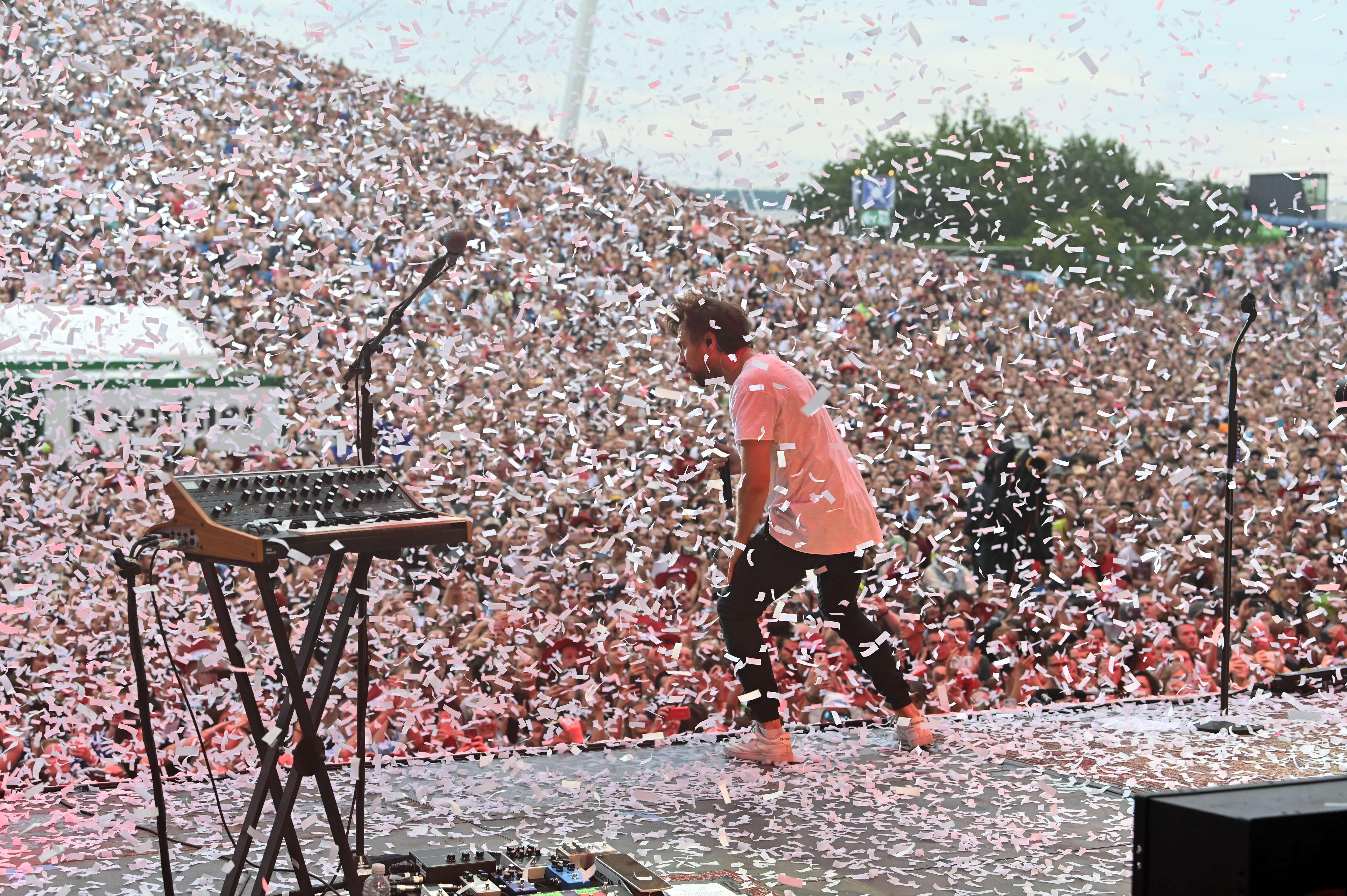 A picture of normal times.