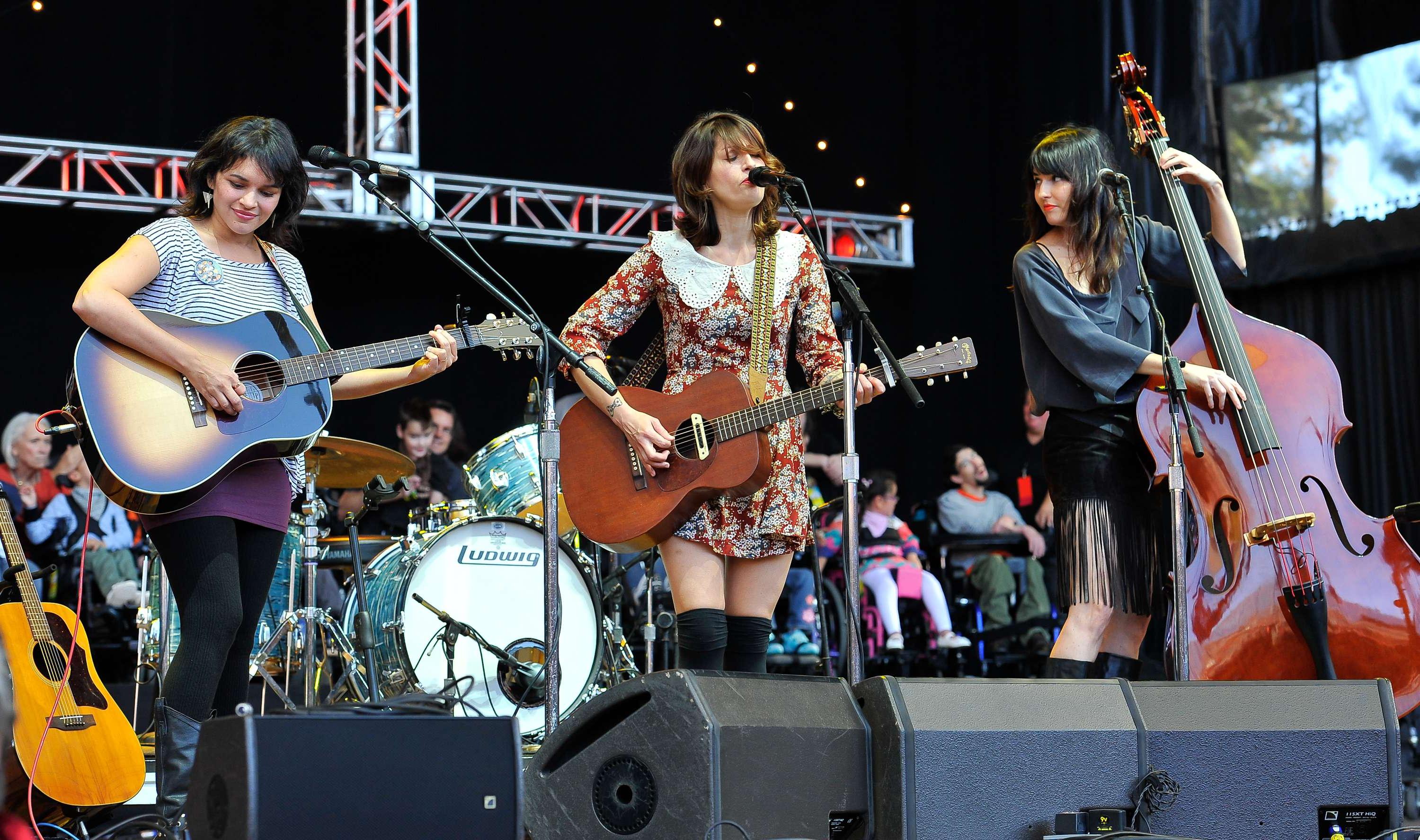 Norah Jones, Sasha Dobson and Catherine Popper of Puss N Boots: