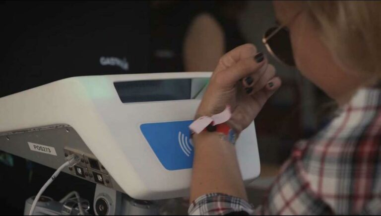 Screenshot: https://www.youtube.com/watch?v=XUqnvaPEvic