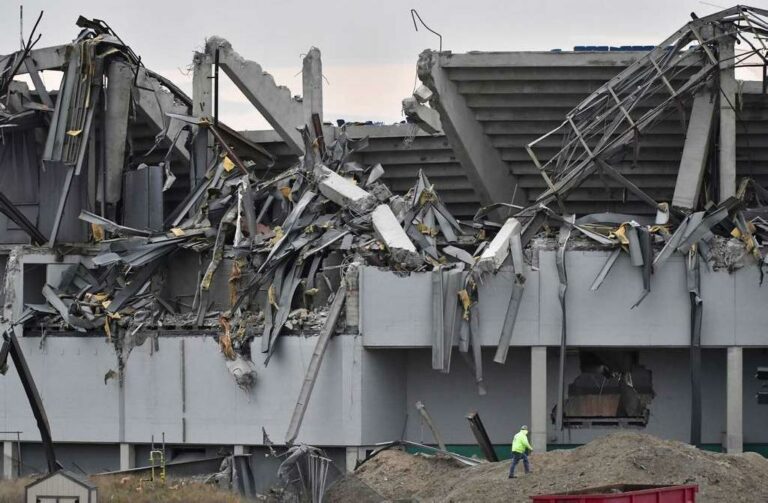 Daniel Mears/Detroit News via AP