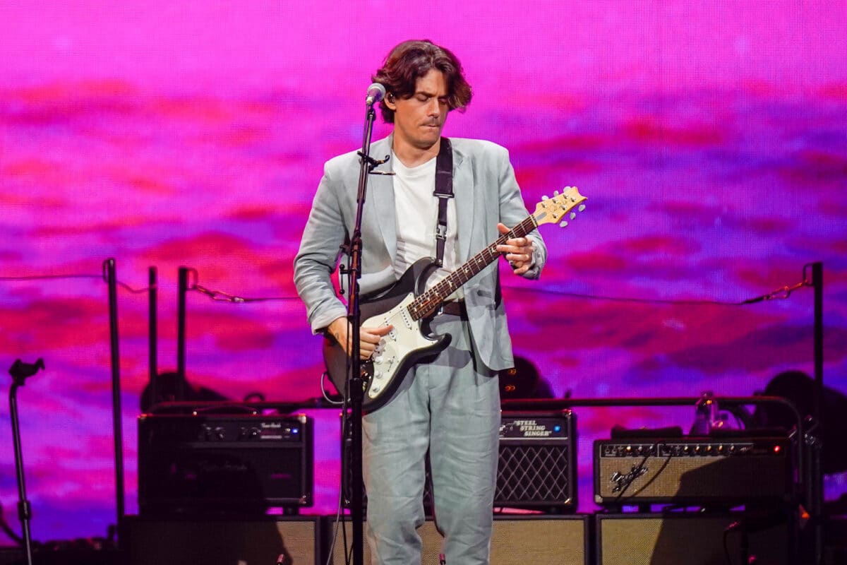 John Mayer Extends Acoustic Arena Tour Dates - Pollstar News