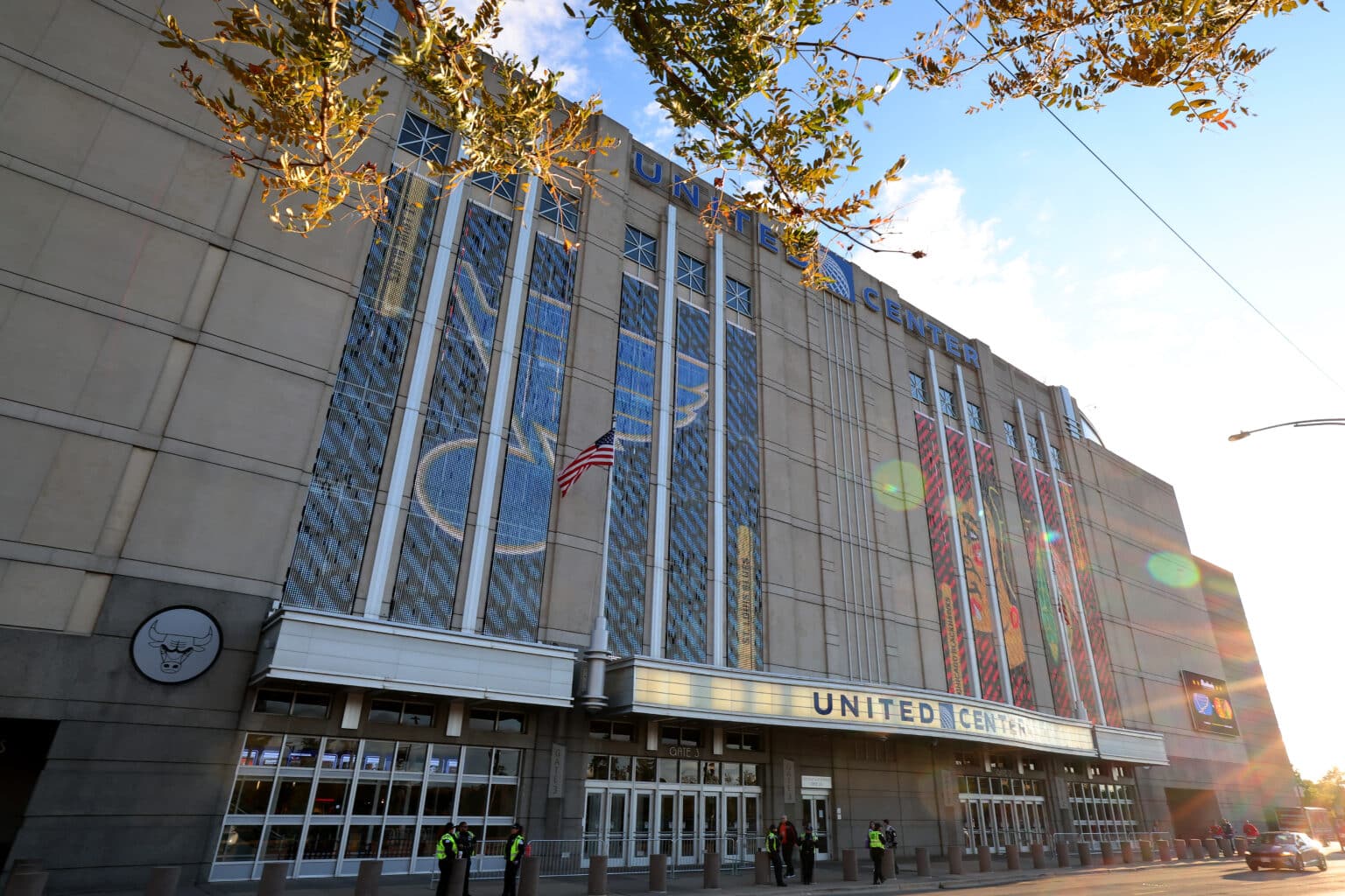 United Center Sportsbook Lounge Gets TestRun During Harry Styles Shows Pollstar News United Center Sportsbook Lounge Gets TestRun During Harry Styles Shows Pollstar News