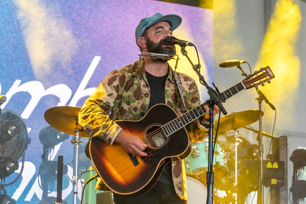 Drew Holcomb & The Neighbors