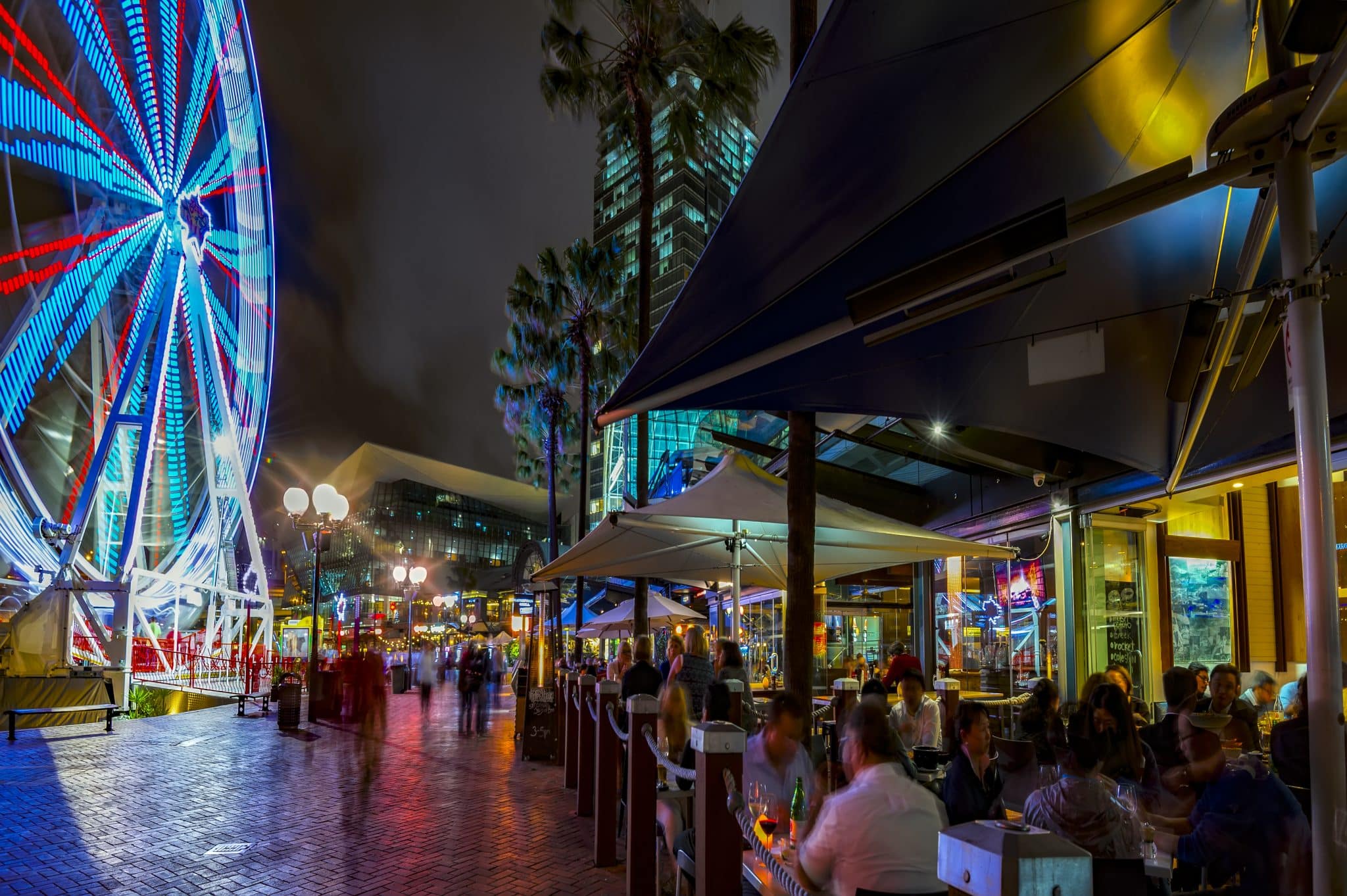 Restaurants and bars along Darling harbor, Sydney, Australia.