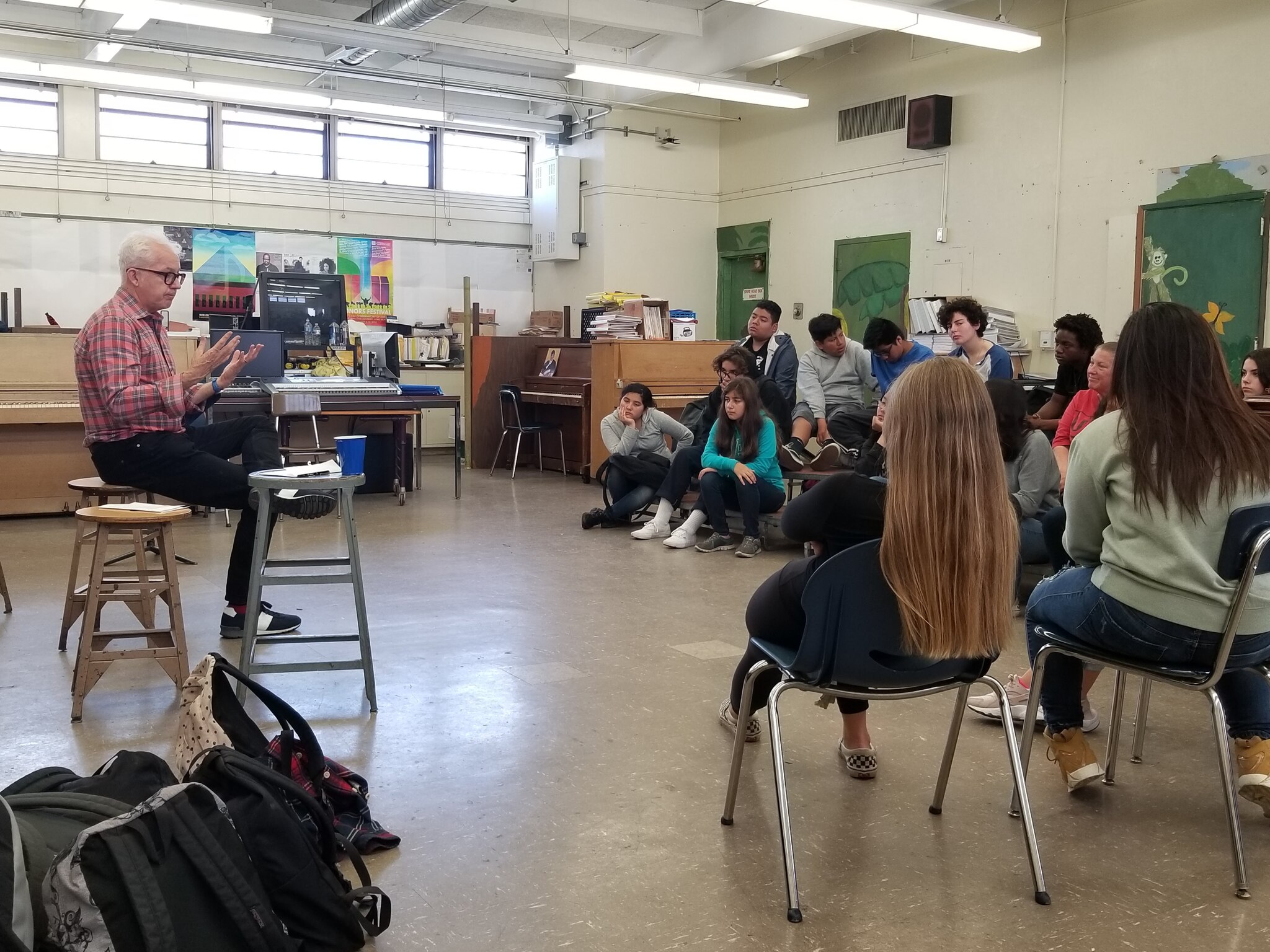 Loucks volunteering to teacha class at Venice High School