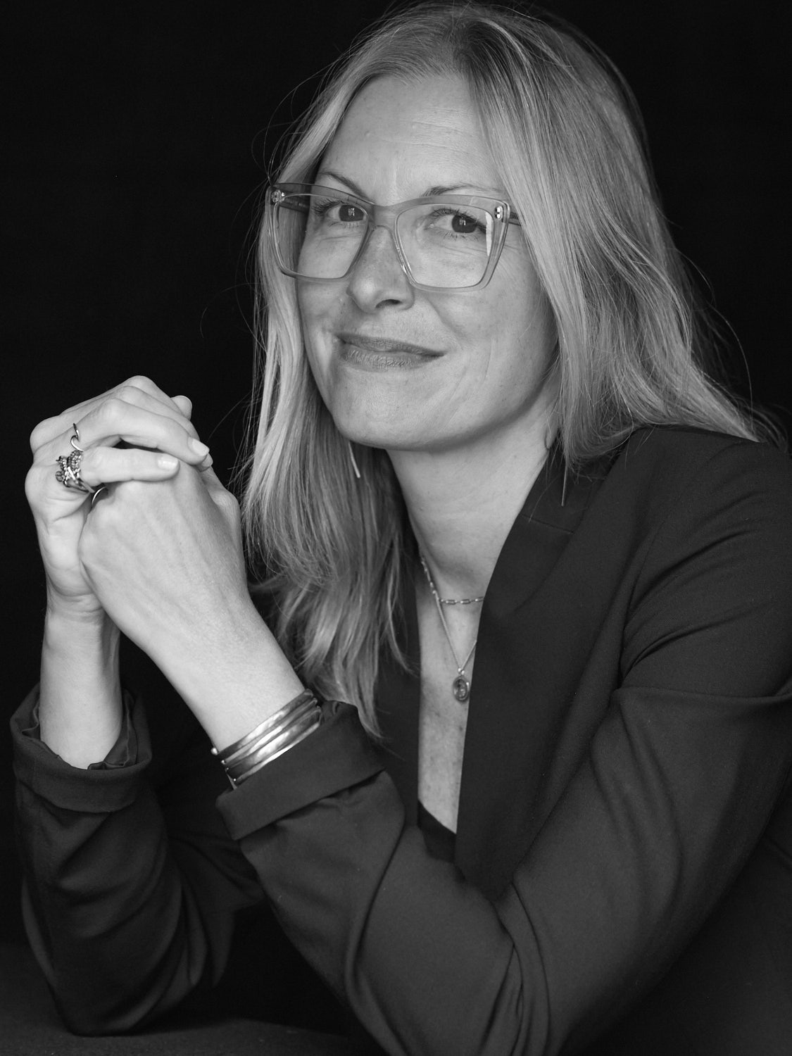 Suzanne ONeill Head Shot 1[28]
