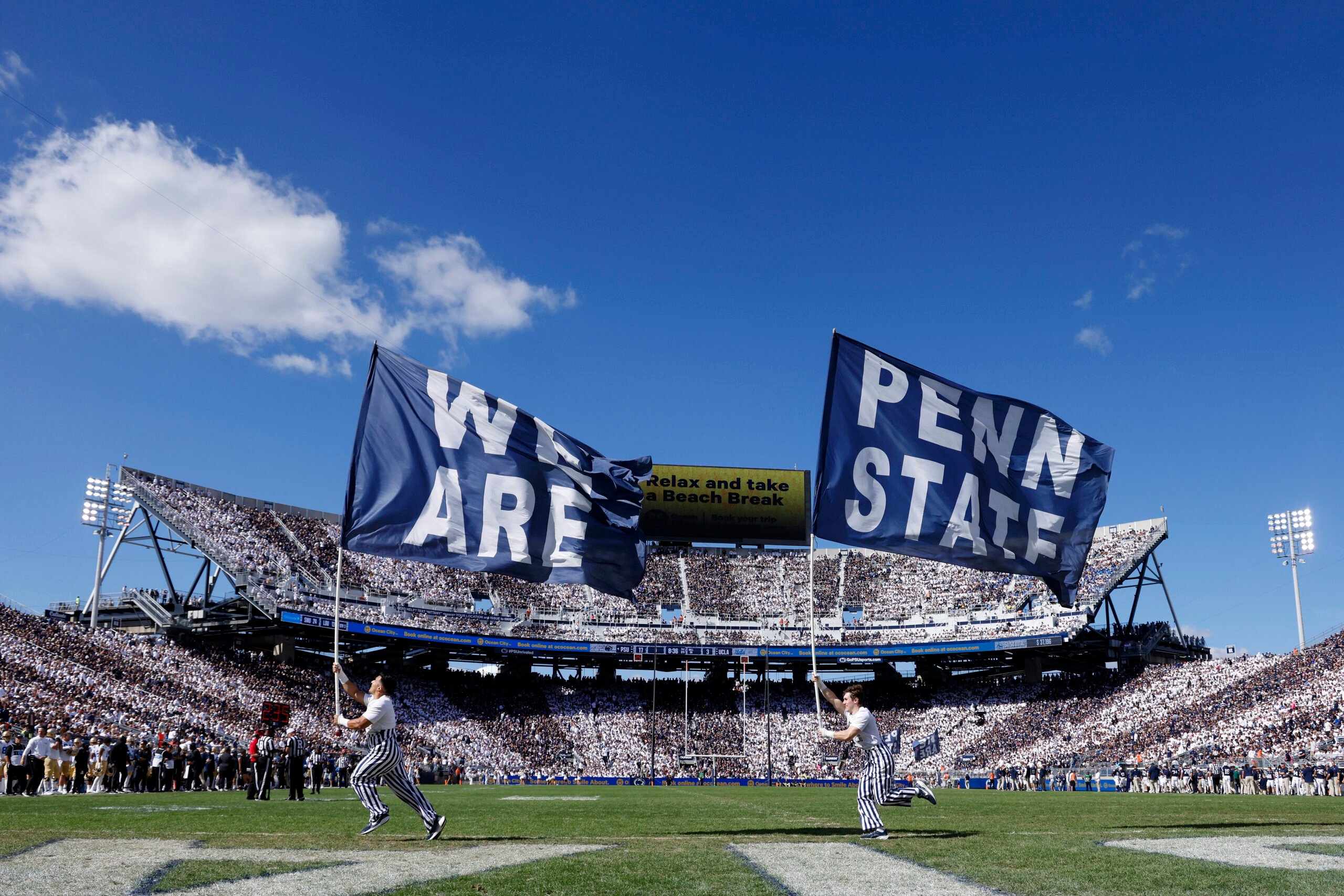 COLLEGE FOOTBALL: OCT 05 UCLA at Penn State