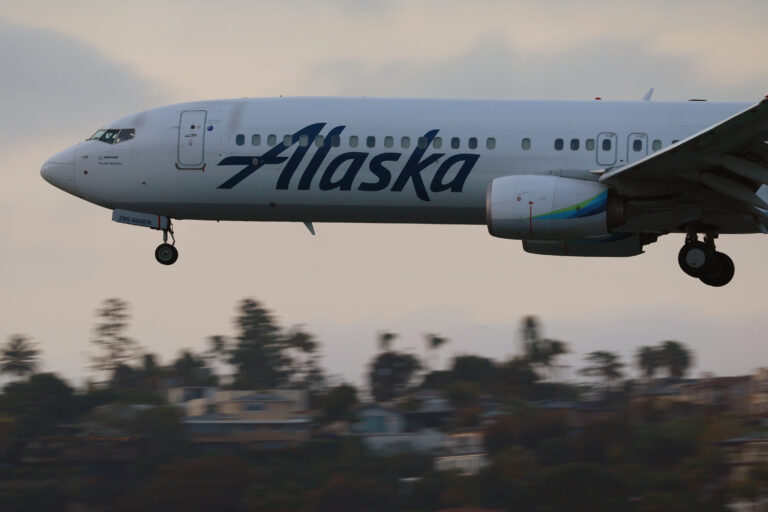 Alaska Airlines At San Diego International Airport