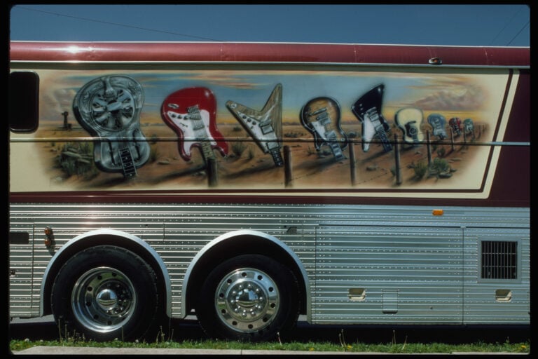 Guitar Mural on Bus