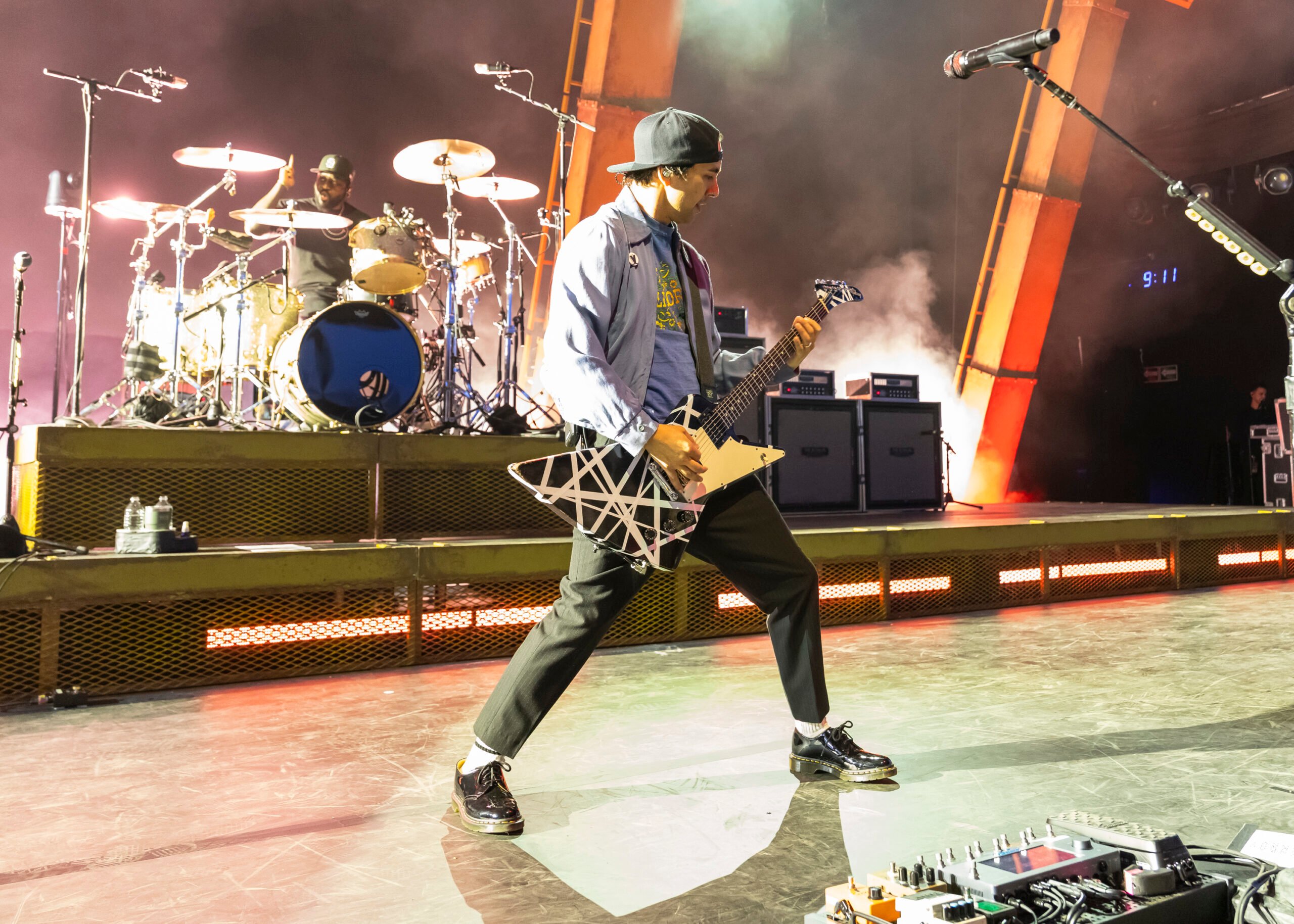 Pierce The Veil In Concert Sterling Heights, MI