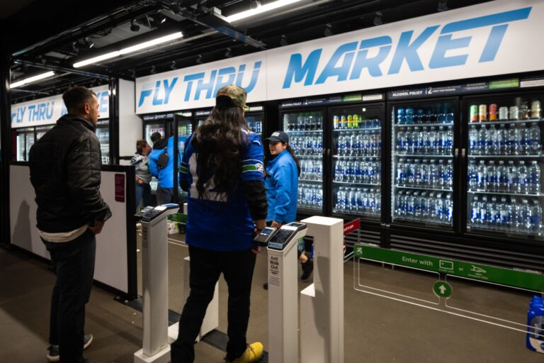 Just Walk Out store 2 hi res (1)