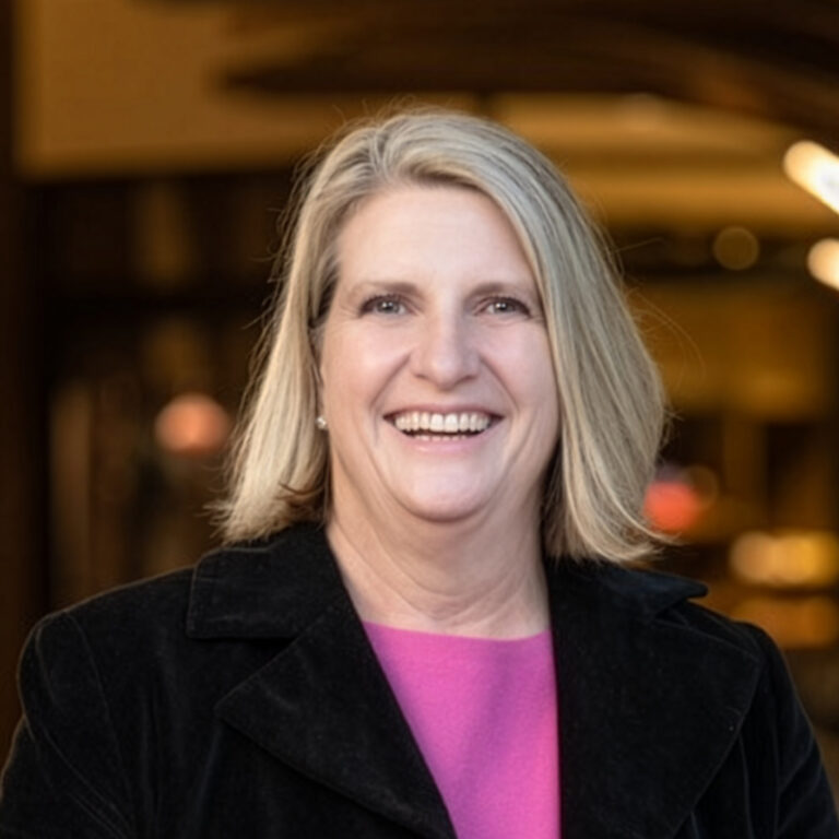 Amy Headshot Cropped 1