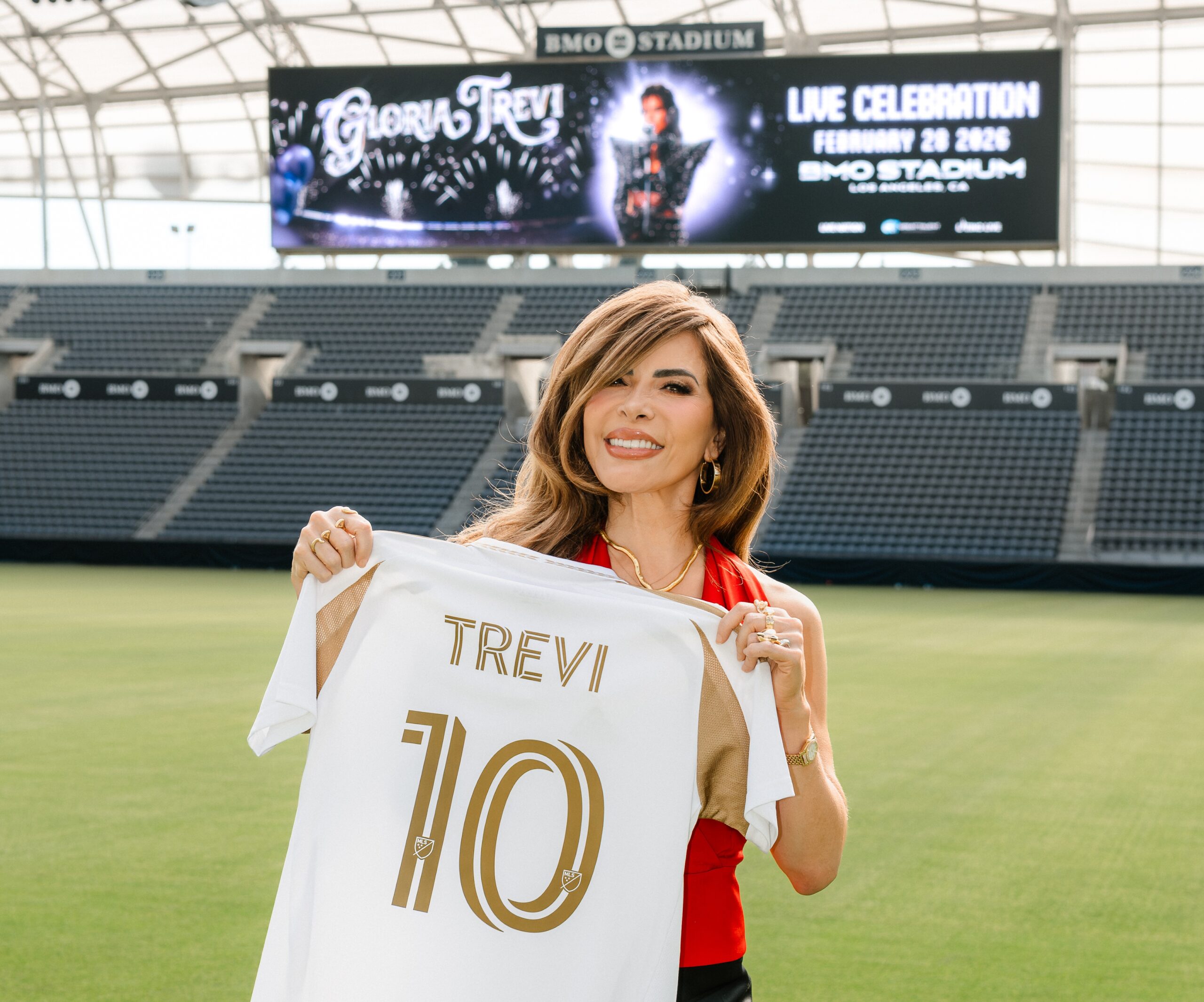 251202 GloriaTrevi RC 2