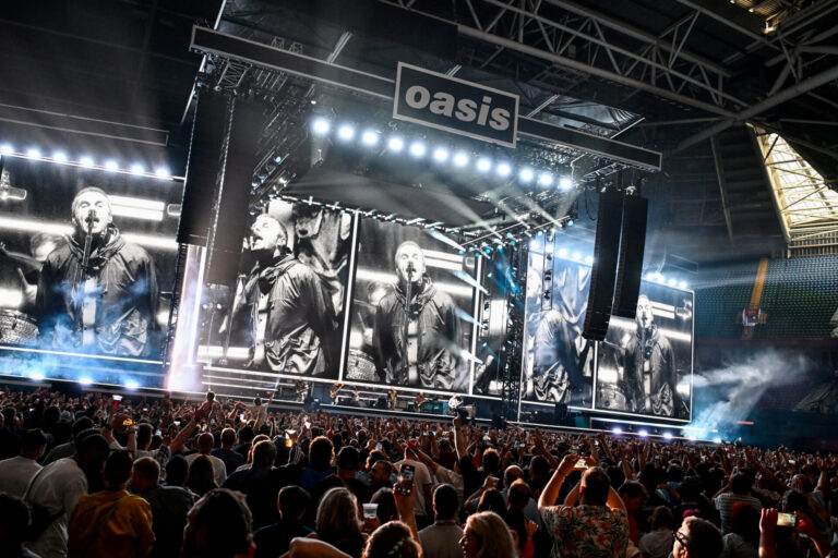 OasisCardiffGettyImages 2223593201