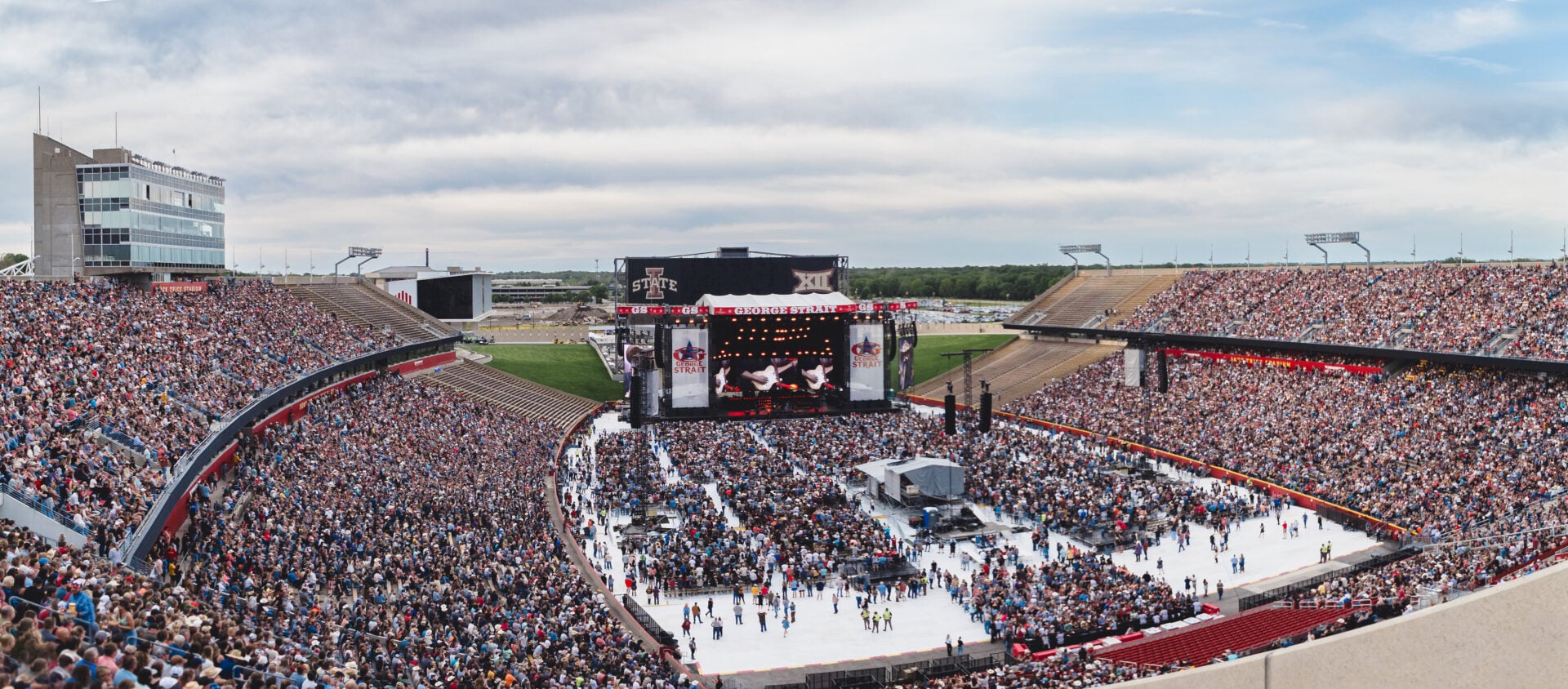 JTS GeorgeStraitConcert 2024 1 (1)