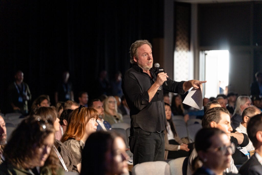 Current image: PSL26Fluhr