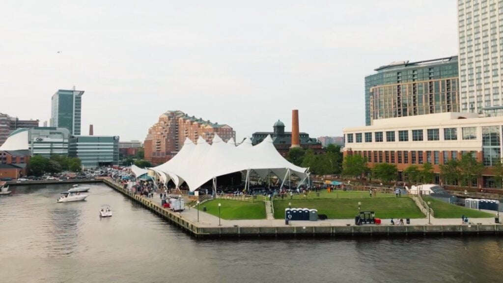 Current image: Piersix2