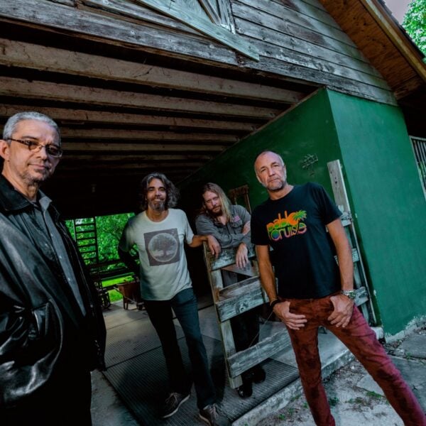 THE GOODS photo Juan Davila