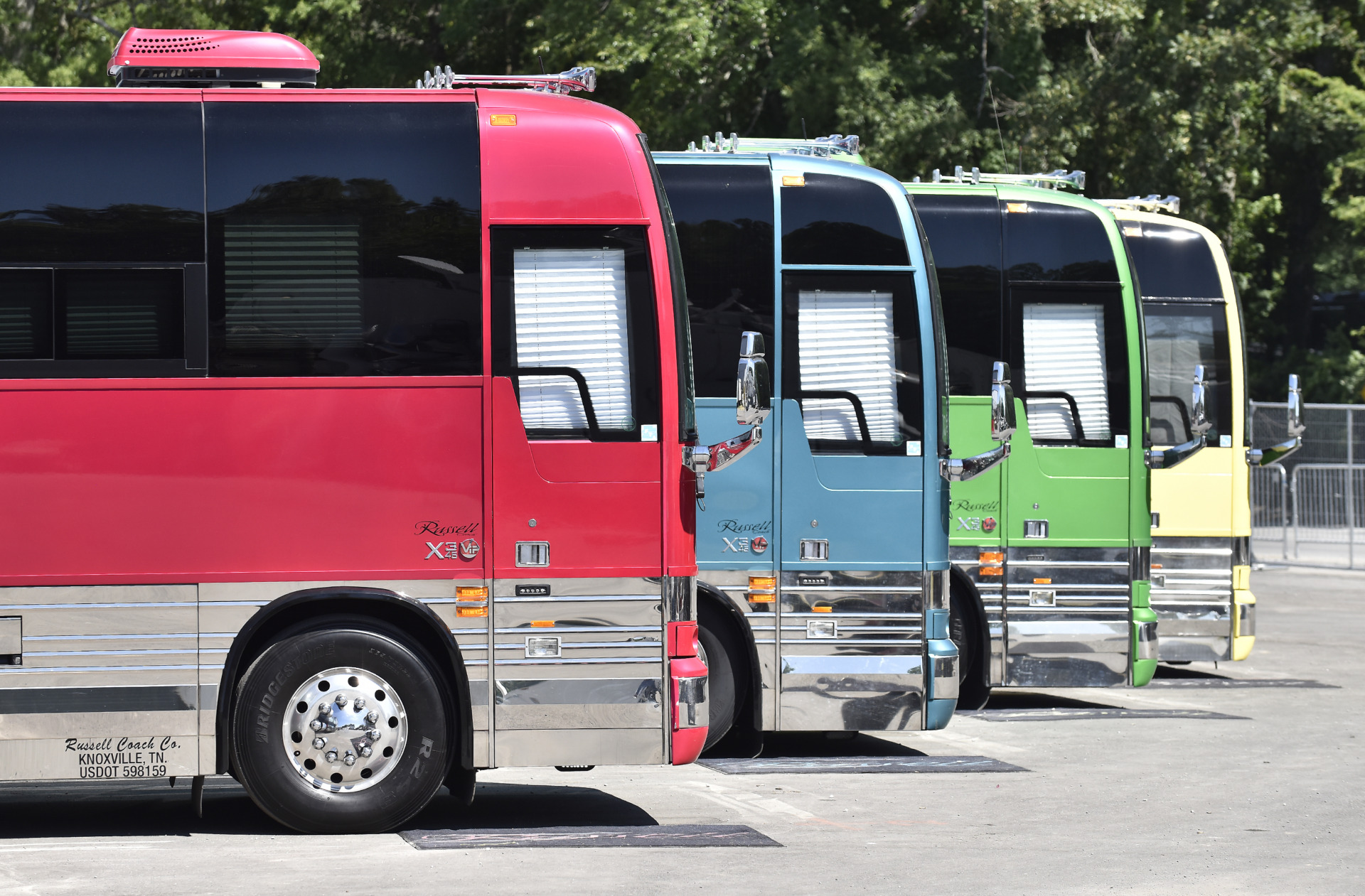 Coach Competition Heats Up as Touring Schedules Stabilize