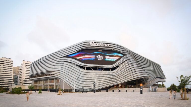 Roig Arena Hufton+Crow 2