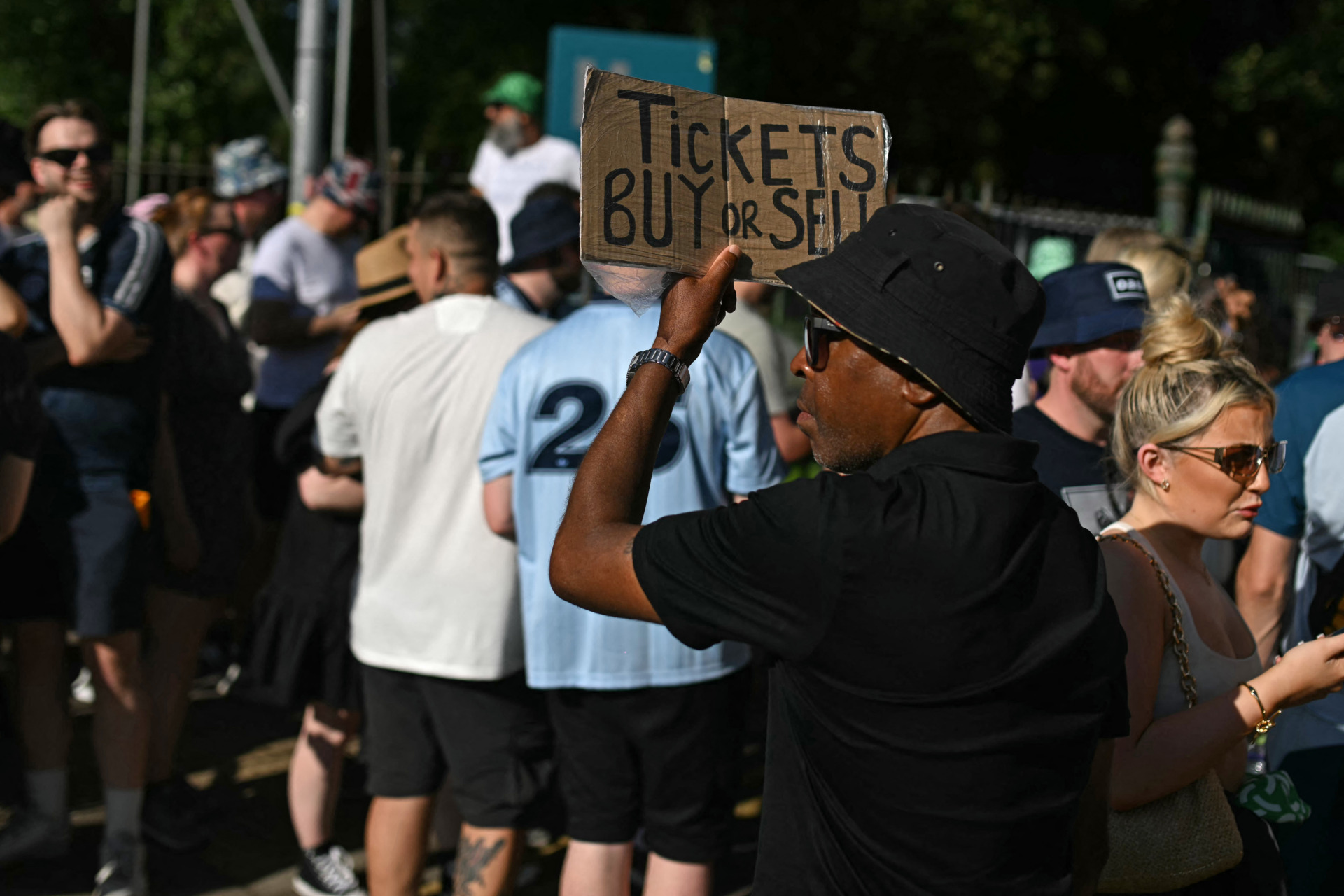 Impartial Look at Open Ticketing in the UK Amidst Stalled Price Cap Discussions