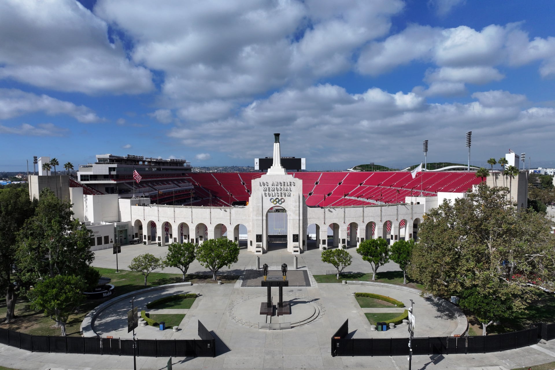 Smashing Pumpkins, Chris Stapleton, Queen Latifah to Headline LA’s July 4