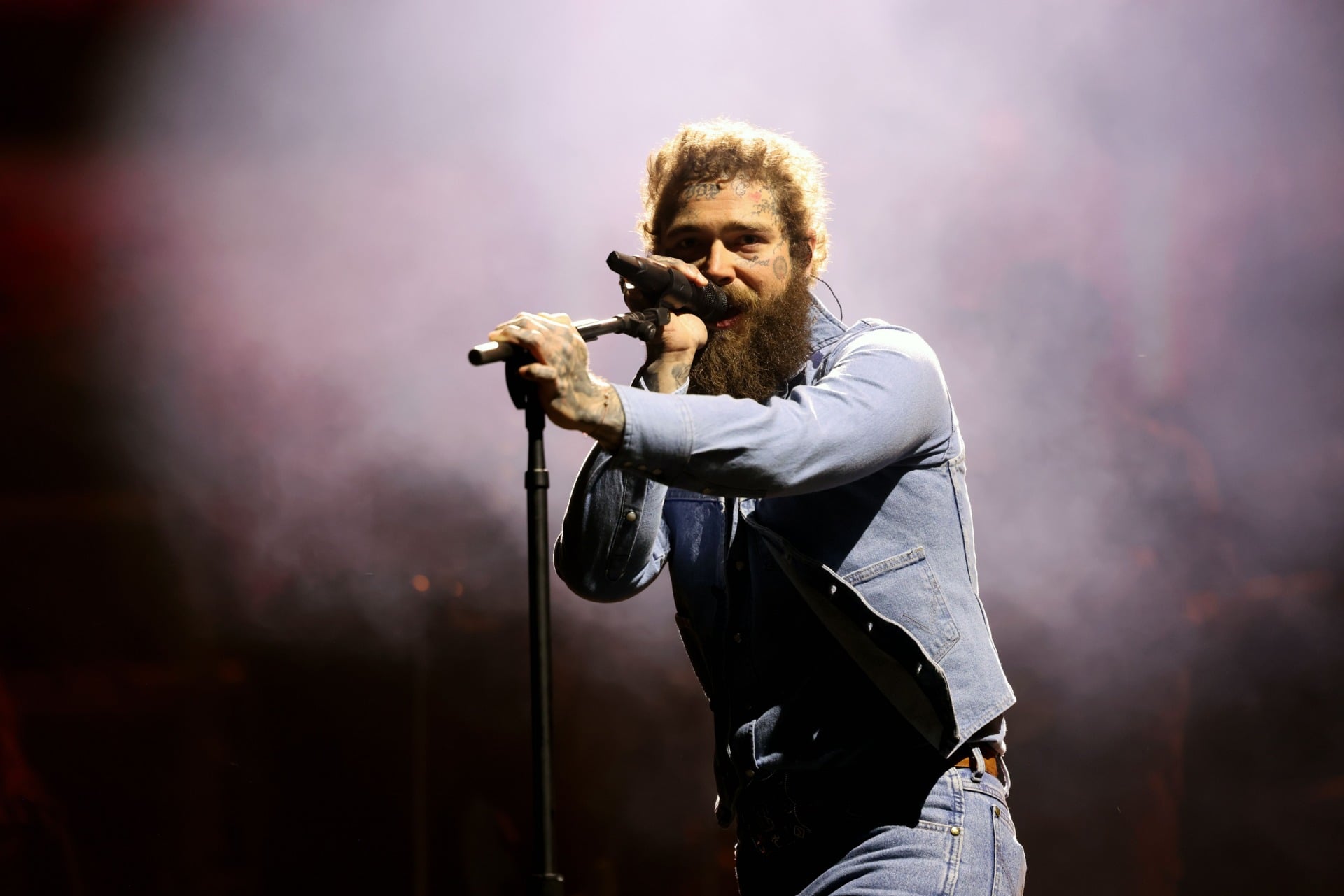 Ariana Grande, Post Malone Enter Artist Power Index Top 10 After 2026 Tour Launches
