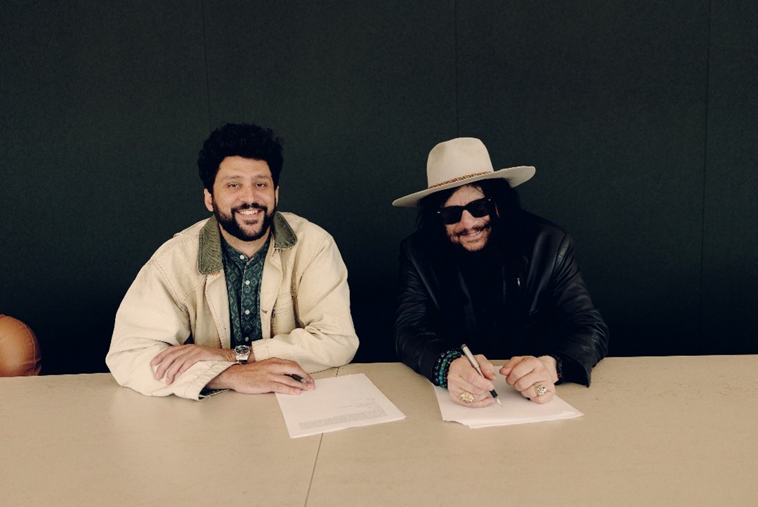 Kiefer Curates “Over the Breaks” Festival in L.A., Signs with Blue Note Records