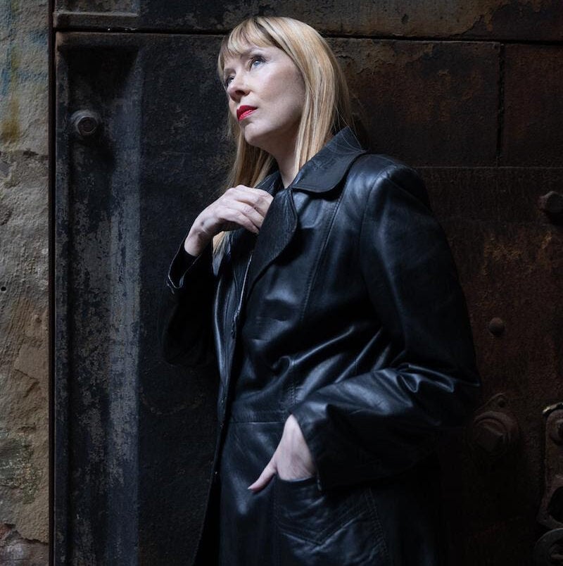 Suzanne Vega Adds New Dates To 