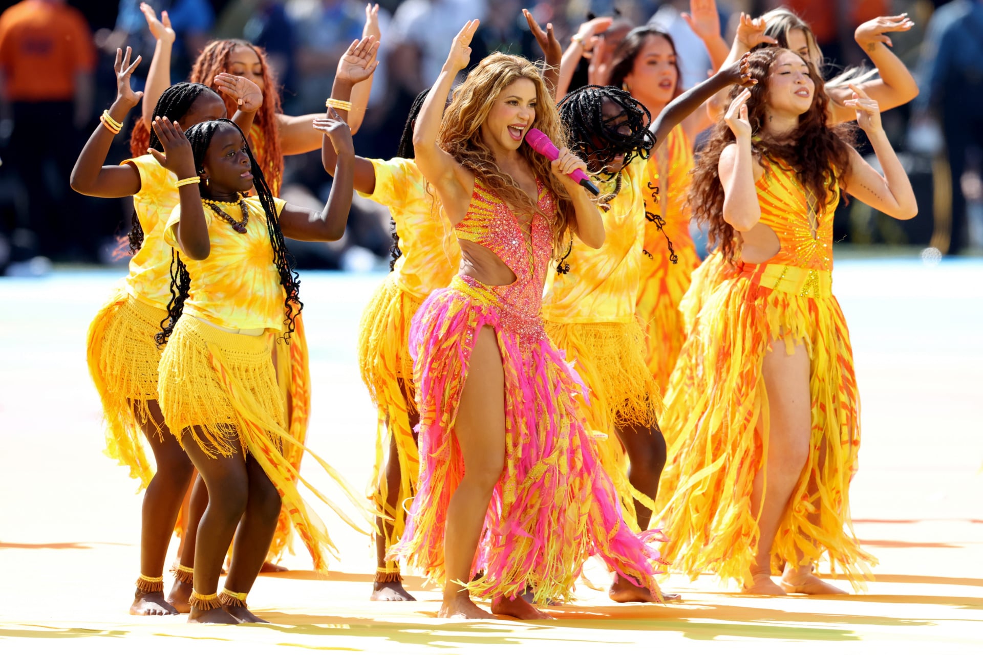 Star-Studded World Cup Final Halftime Show Delights Music Fans & Alienates  Soccer Purists - Pollstar News