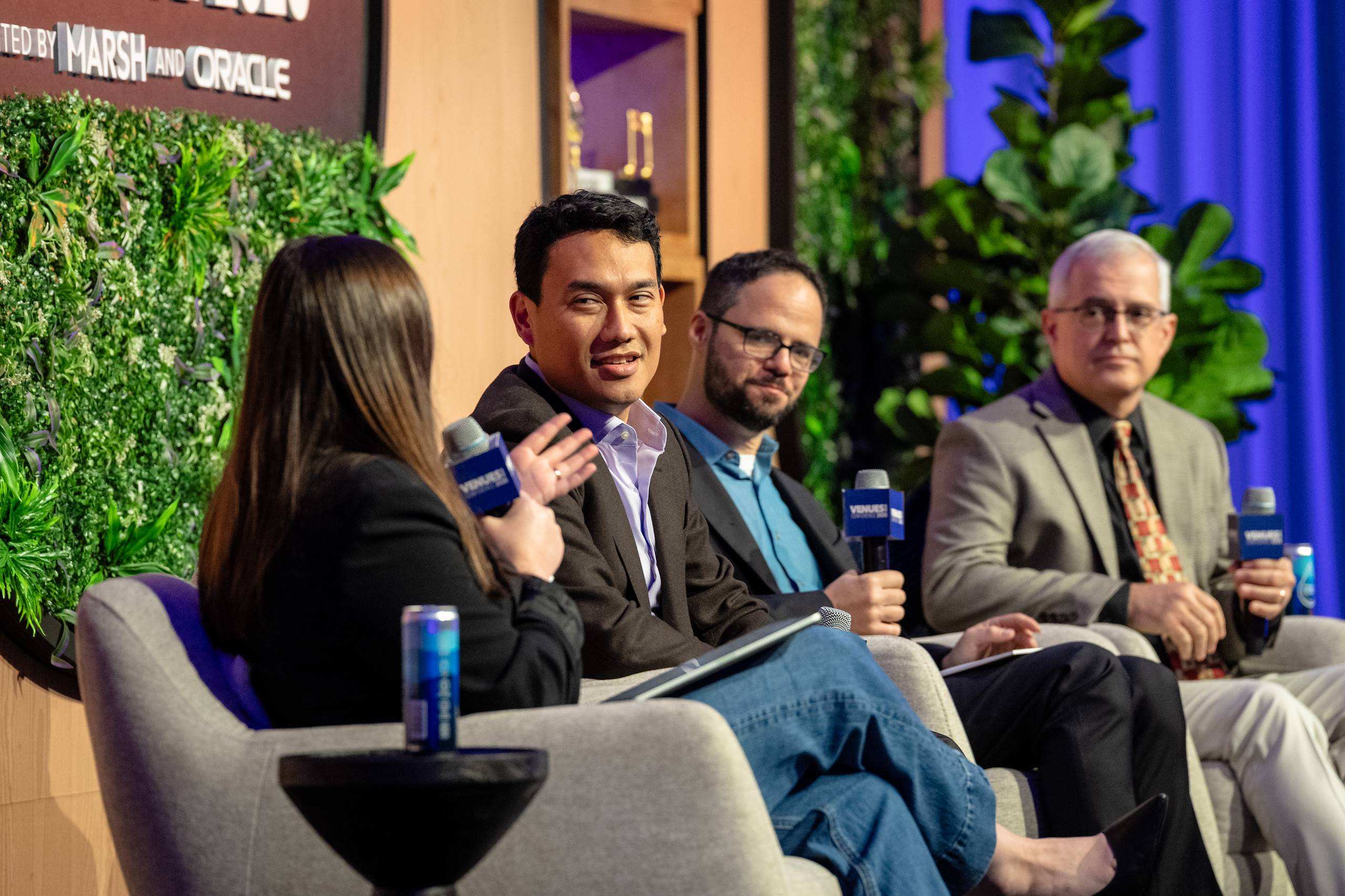 VNC Panel Examines Building Automation: Energy Efficiency and Business Advantages