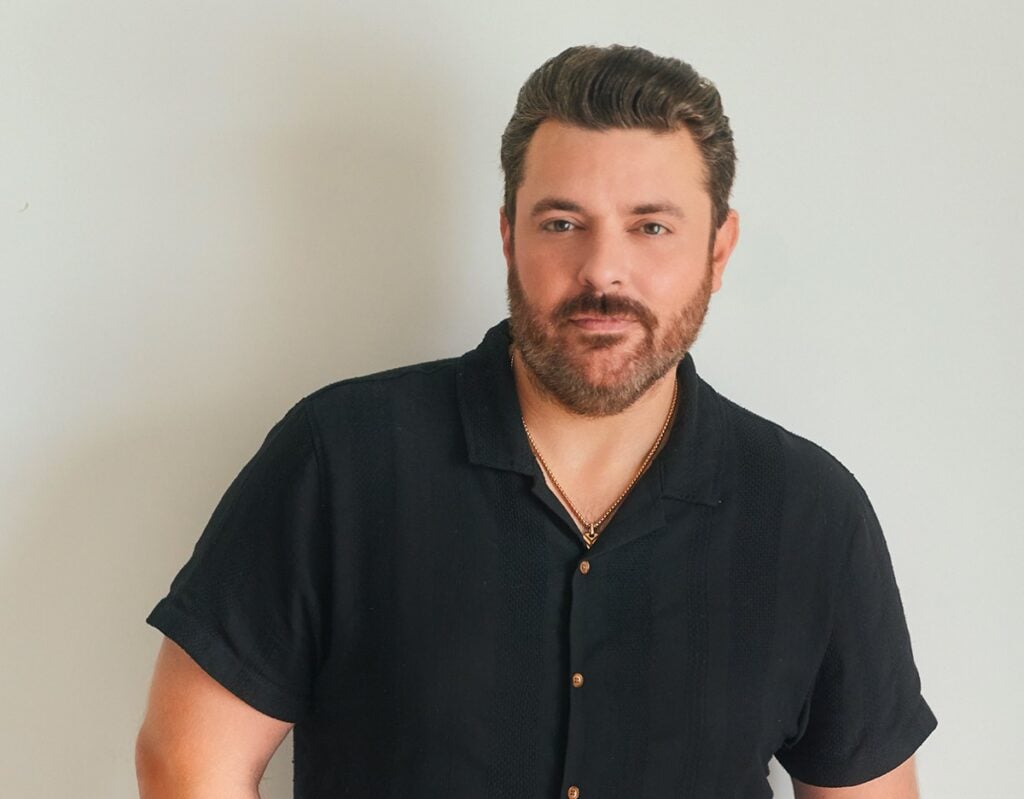Country Star Chris Young Signs With United Talent Agency